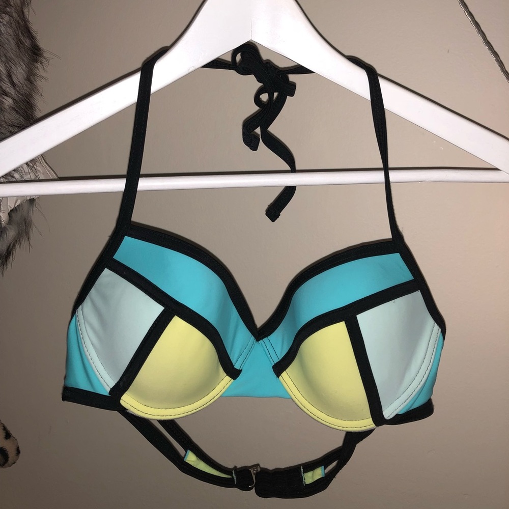 push up bikini top